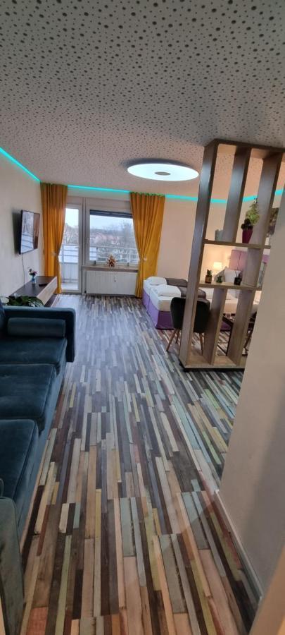 Studio-Apartment ' Andrei 1 ' - Neu In Neuburg An Der Donau Bagian luar foto